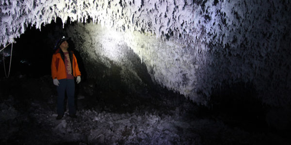 Пещеры вулкана Толбачик (2)